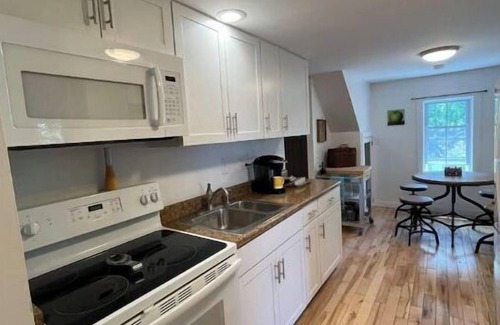Lodi Appartement | Wine Country Loft in Lodi