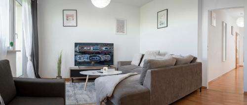 Roter Berg Appartement | Winedesign 6 Per WLAN Boxspring Erfurt