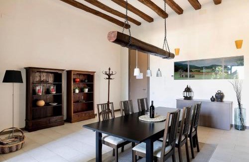 La Torre de Claramunt Appartement | Winery apartment for two with private terrace