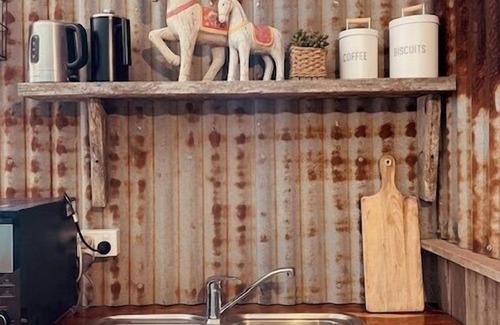 Tenterfield Cabine | Wingfield Cabin Countryside Escape