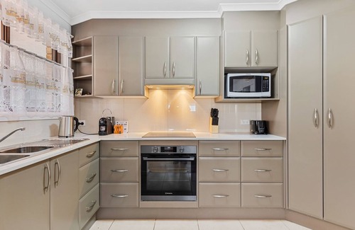 Tomakin Maison | Winnies on Sunpatch. Gorgeous, pet friendly home in fantastic location