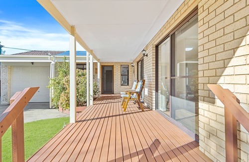 Tomakin Maison | Winnies on Sunpatch. Gorgeous, pet friendly home in fantastic location
