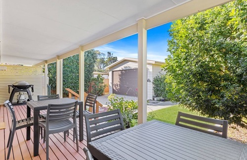 Tomakin Maison | Winnies on Sunpatch. Gorgeous, pet friendly home in fantastic location
