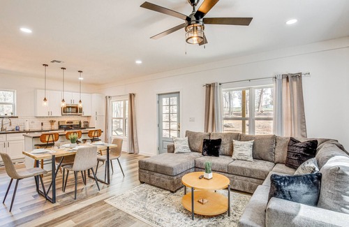 Winnsboro Maison | Winnsboro Barndominium w/ Fire Pit & Large Deck!