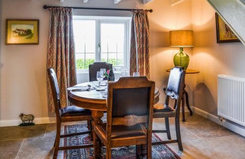 Winestead Maison | Winship Cottage