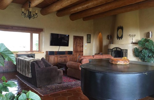 Valdez Maison | Winsor Castle 41