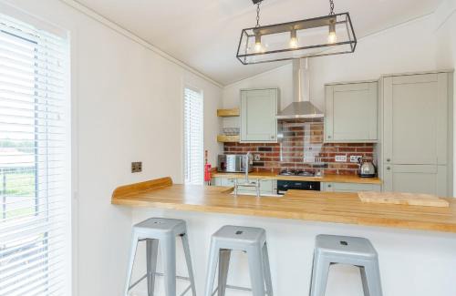 Ellesmere Station Balnéaire | Winston Farm Lodges