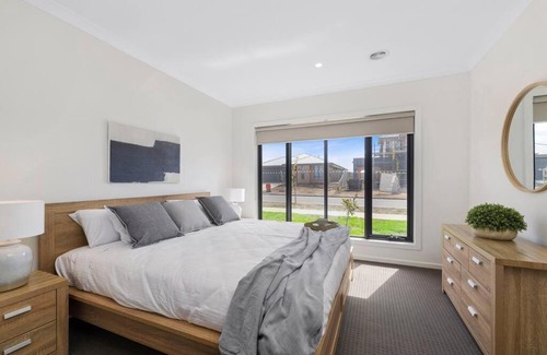 Delacombe Appartement | Winter Valley Retreat - Palatial Pad in the Valley!