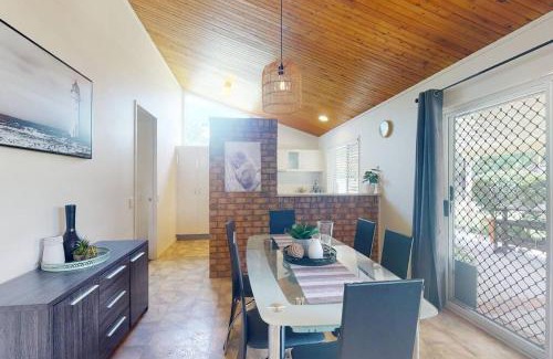 Caboolture Maison | 'Winterbrook'