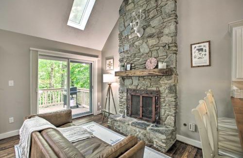 Treeloft Maison | Wintergreen Resort Home with 2 Decks and Ski Access!