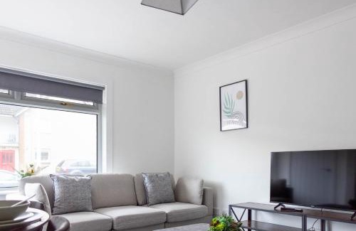 Blantyre Maison | Winton House