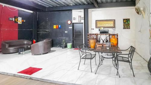 Palangkaraya Hôtel | Wisma Malawen Palangkaraya Mitra RedDoorz