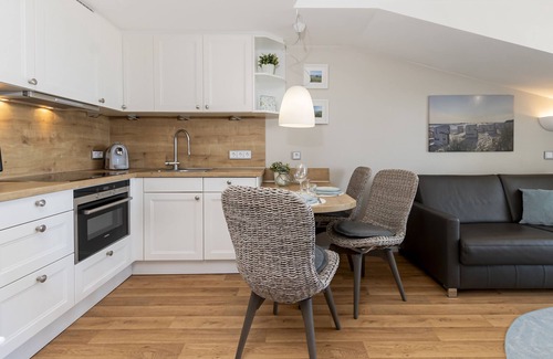 Gohren Appartement | With sea view and balcony, use of swimming pool and sauna - Sea view apartment 28