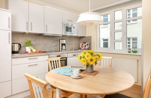 Gohren Appartement | With sea view and balcony, use of swimming pool and sauna - Sea view apartment 21