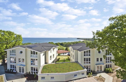 Gohren Appartement | With sea view and balcony, use of swimming pool and sauna - Sea view apartment 65