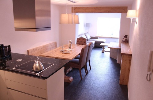 Mosern Appartement | avec de superbes vues panoramiques et les montagnes du Tyrol