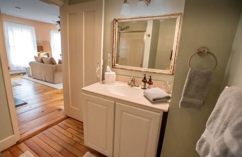 Town of Sharon Appartement | Within walking distance of shops & restaurants in historic Sharon Springs