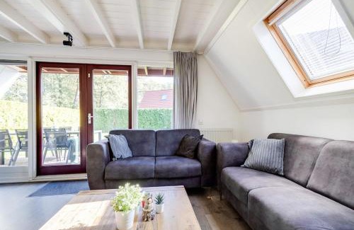 Zwiggelte Maison | Witte Kwikstaart I Mooi Huisje bij het Bos