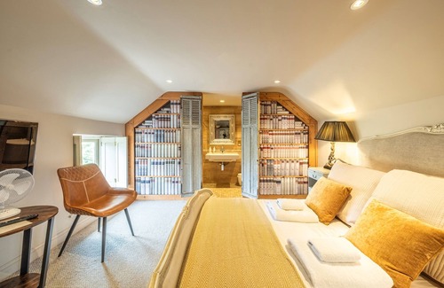 Holt Hôtel | Wiveton Bell