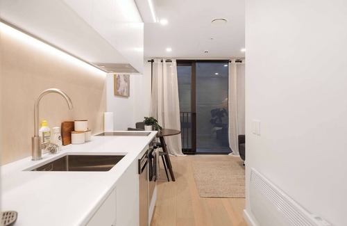 Te Aro Appartement | WLG CBD 1BR - Luxe Hyde Lane Stay with Amenities
