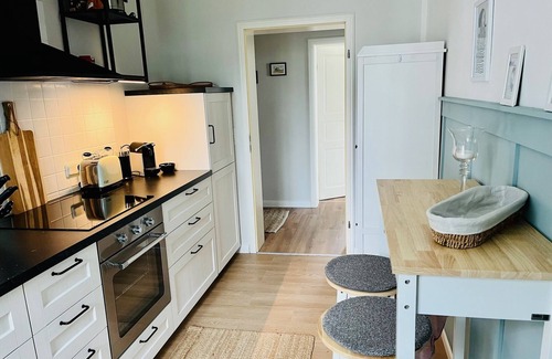 Gehlsdorf Appartement | Wohlfühl-wohnung mit Ausblick! Ihr Idealer Ausgangspunkt für den Ostsee-urlaub