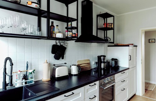 Gehlsdorf Appartement | Wohlfühl-wohnung mit Ausblick! Ihr Idealer Ausgangspunkt für den Ostsee-urlaub