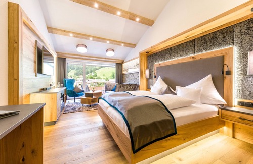 Holzgau Hôtel | Wohlfühlhotel Berg Heil