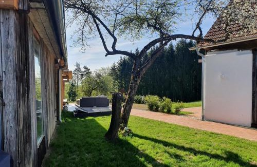 Sankt Margarethen an der Raab Appartement | Wohlfühloase am Trausdorfberg mit Sauna, Whirlpool und Panorama