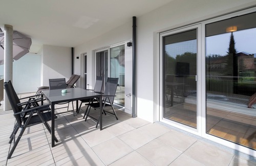 Unterburg am Klopeiner See Appartement | Wohnung an der Promenade des Klopeiner Sees mit Großem Überdachten Balkon