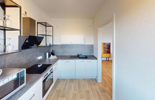 Morgenleite Appartement | Wohnen ohne Hindernisse, nur 170m bis zur Haltestelle der Linie 5, WLAN