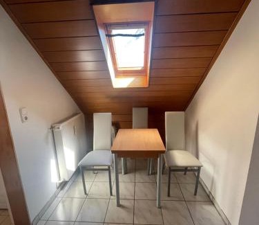 Kelkheim Appartement | Wohnung im ruhigen Taunus für Monteure und zur Kurzzeitmiete