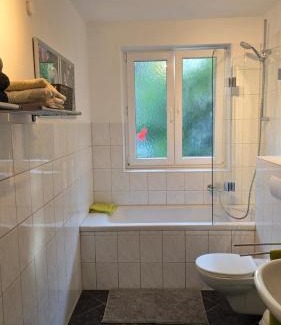 Kaiserslautern Appartement | Wohnung Medicus, 3 ZKB, Balkon, Garten, nähe Stadtpark, ruhig