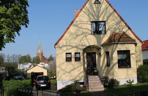 Neubukow Appartement | Wohnung mit großem Garten an der Ostseeküste