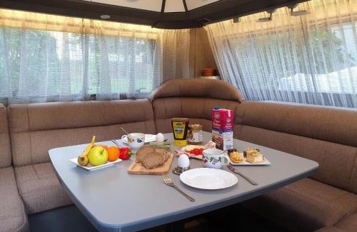 Lossatal Appartement | Wohnwagen am Rittergut Dornreichenbach