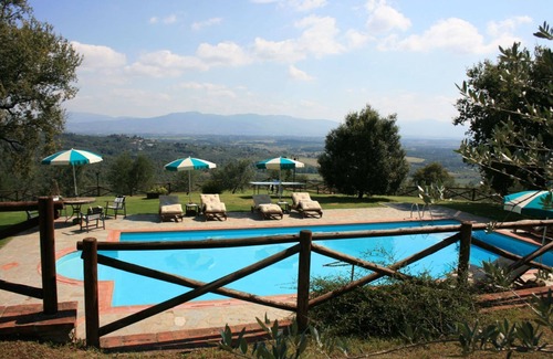 Civitella in Val di Chiana Villa | Maison de vacances privée avec piscine privée, WIFI, TV, animaux admis, parking, près de Arezzo