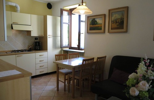 Valle Tanaro Maison | Belle maison de vacances privée pour 2 personnes avec WIFI, TV, terrasse, animaux admis et parking