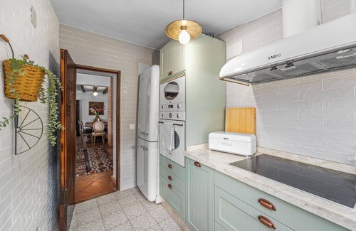 Galaroza Maison | Wonderful 17th Century 5 Bedroom House with Large Gardens, Pool and Sauna