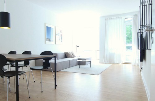 Frederiksberg C Appartement | Wonderful 2-bed w/balcony