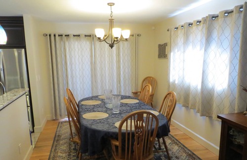 Highlands Maison | Wonderful 2Bd 2Ba Home in Centrally located Arvada, CO