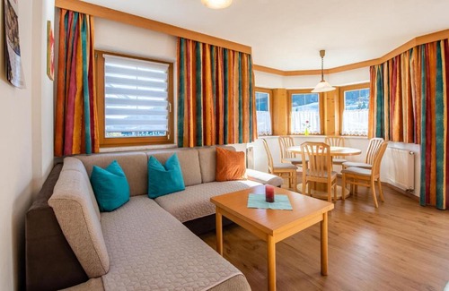 Wald im Pinzgau Appartement | Wonderful Apartment in Wald im Pinzgau with Balcony