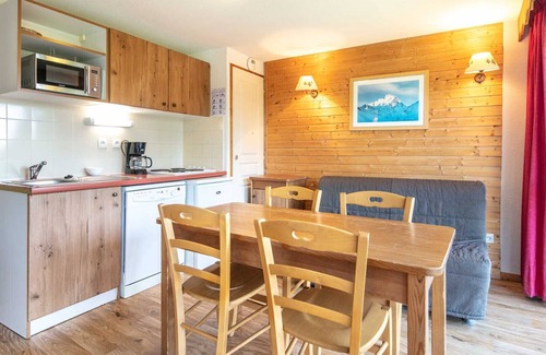 Chamrousse Appartement | Merveilleux appt 6 pers, balcon vue montagne