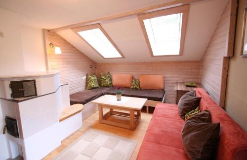 Hopfgarten Markt Appartement | Wonderful Apartment in Hopfgarten im Brixental with Parking