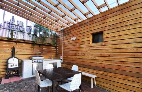 East Flushing Appartement | Wonderful Budget 2-3 Bedroom Apartment with Wi-Fi, AC in charming Queens