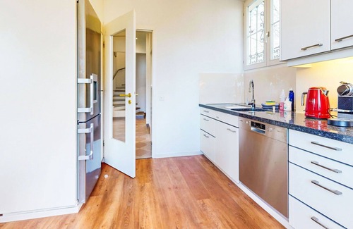 Brione sopra Minusio Villa | Maison de vacances privée avec piscine privée, WIFI, TV, patio, vue panoramique, parking