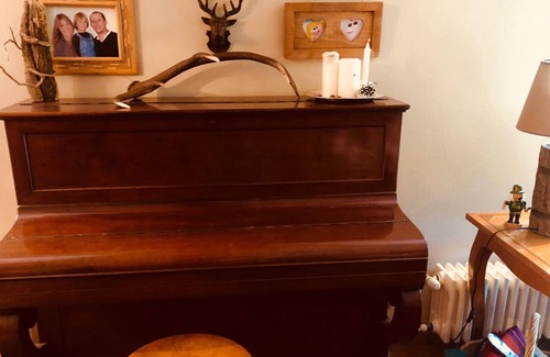 Cesana Torinese Chalet De Ski | Wonderful chalet in the countryside, between meadows and the river