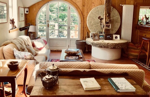 Cesana Torinese Chalet De Ski | Wonderful chalet in the countryside, between meadows and the river