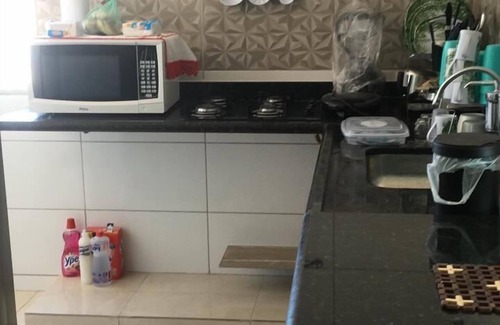 Centro Appartement | Ajustement merveilleux. en face de Praia Grande avec vue imprenable!