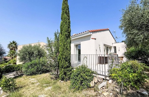 Montesquieu-des-Alberes Maison | Belle maison de vacances privée avec WIFI, climatisation, piscine privée, TV et patio