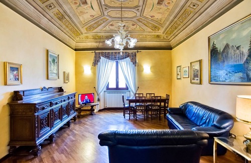 Fabriano Appartement | MAGNIFIQUE APPARTEMENT FRESQUE DANS LE CENTRE HISTORIQUE DE FABRIANO TARDO 800