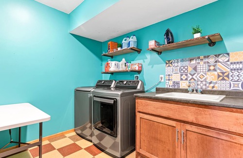 Rosemount Maison | Wonderful home in prime Rosemount location.